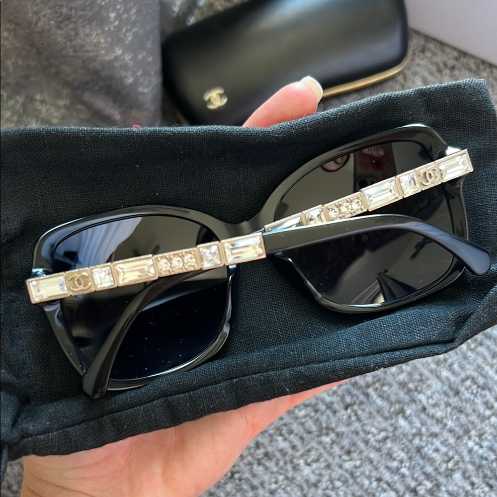 Chanel Black Sunglasses with Gold Accents - Picture 2 of 9